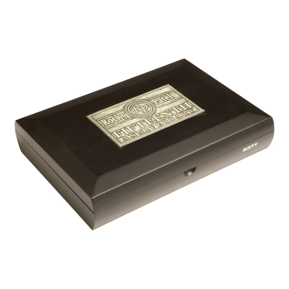 View product media RPR15 Robusto, , jrcigars 3